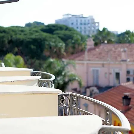 D'elsa Hotel Juan-les-Pins
