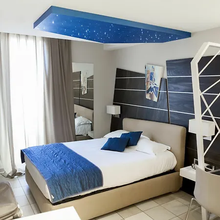 Hotell D'elsa Juan-les-Pins