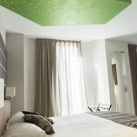 Hotel D'elsa Juan-les-Pins