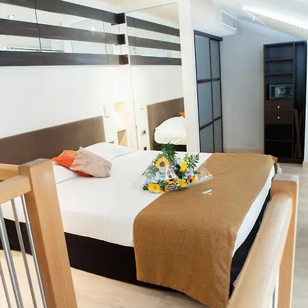 D'elsa Hotel
